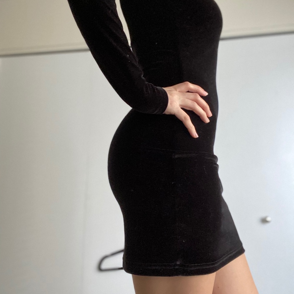 Black Velvet -AA- Long Sleeve Cocktail Dress